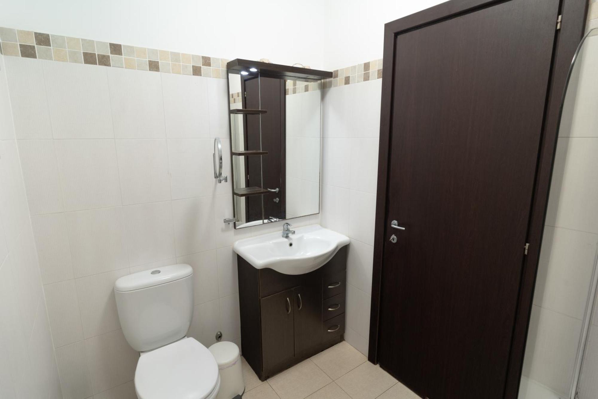 לרנקה Violet Dusk City Center Flat מראה חיצוני תמונה