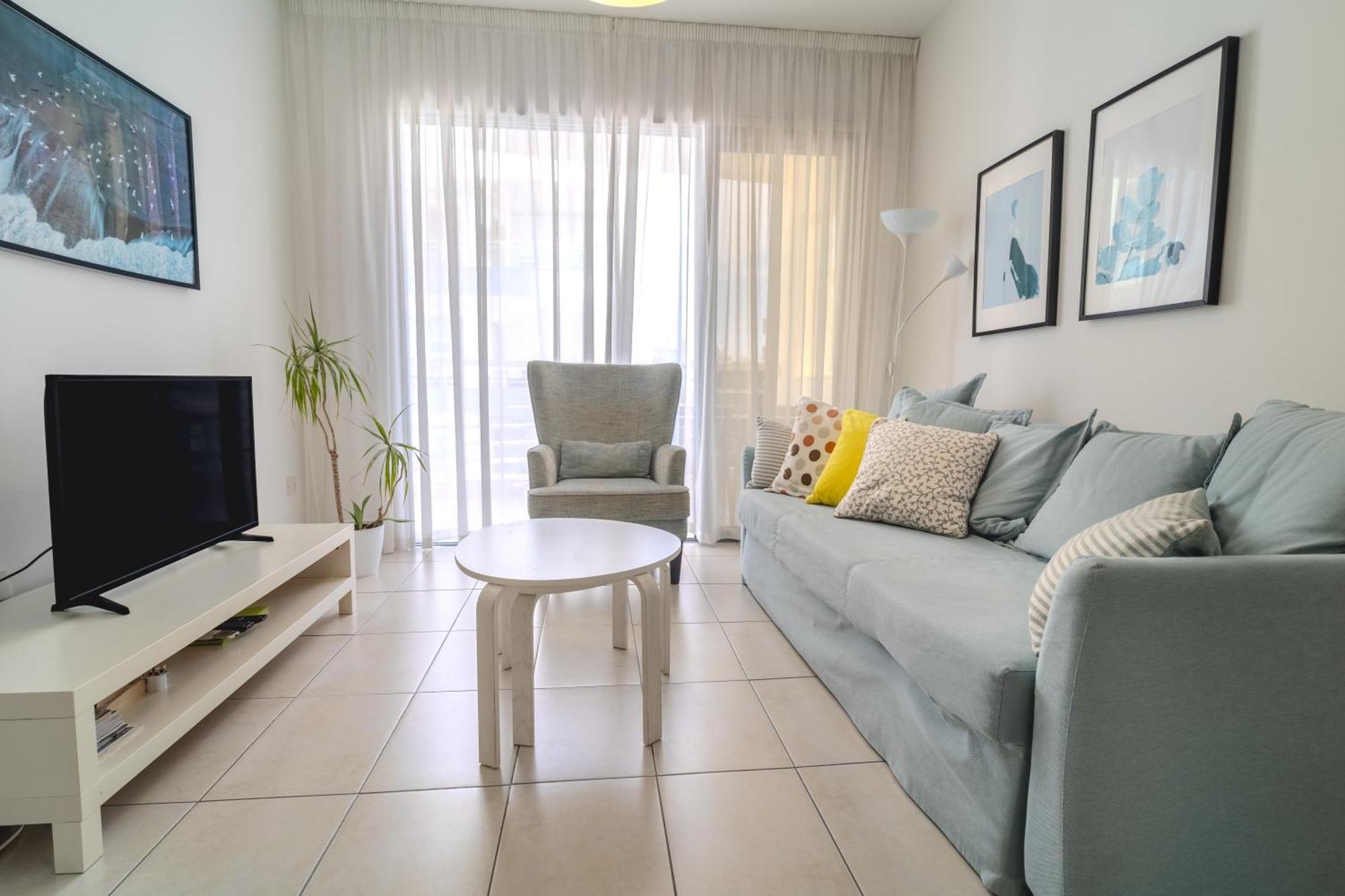 לרנקה Violet Dusk City Center Flat מראה חיצוני תמונה